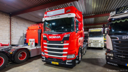 20260329-Tom-Holding-00322